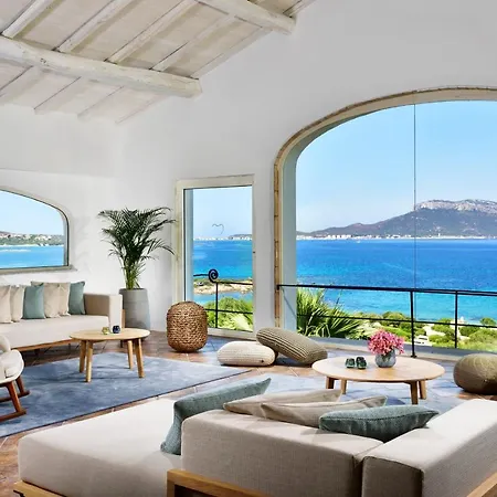 Hotell Voi Colonna Village 4*