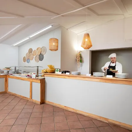 Hotel Voi Colonna Village 4*