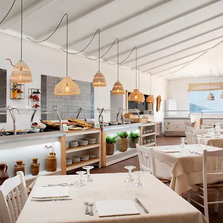 Voi Colonna Village Hotel 4*