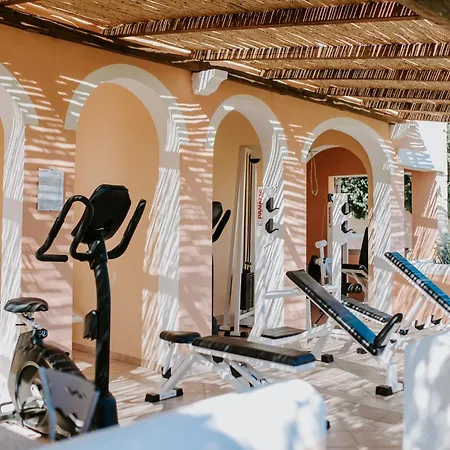 Voi Colonna Village Hotel