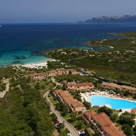 Voi Colonna Village 4* גולפו אראנצ'י