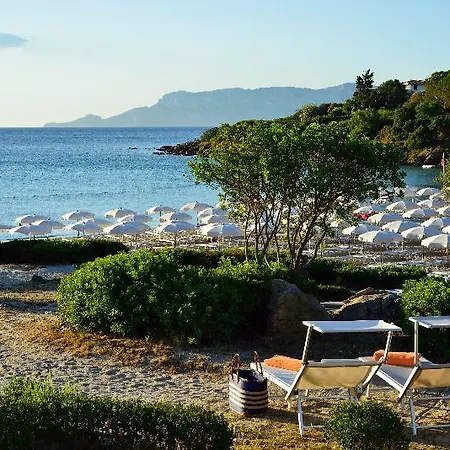 Voi Colonna Village Hotel 4*