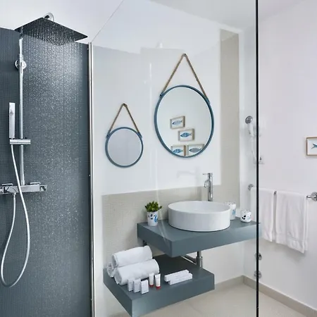 Hotell Voi Colonna Village 4*