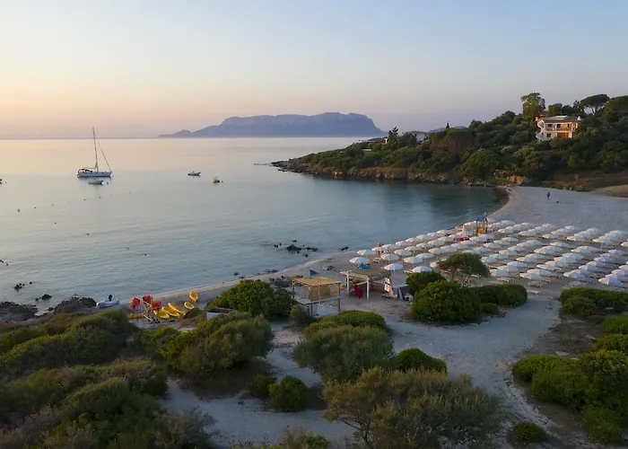 Voi Colonna Village Hotel