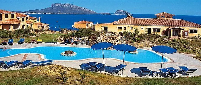 Voi Colonna Village Hotel